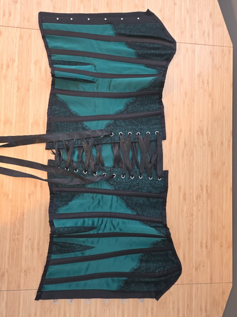 Dark Green corset - Picture 4 of 4